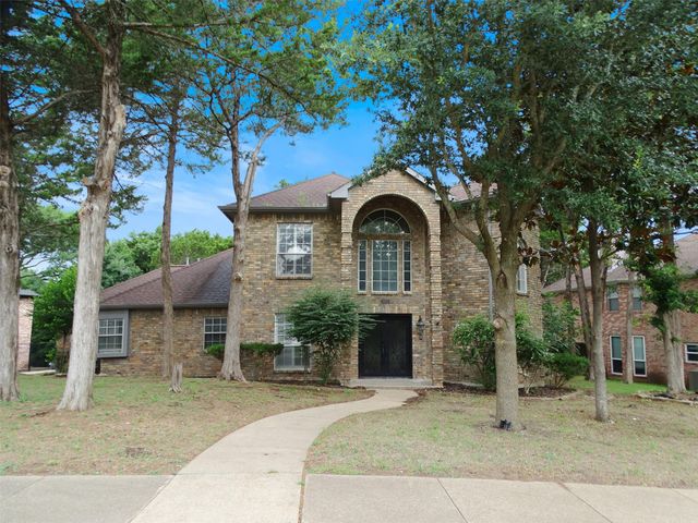 909 Hickory Knob Cir — Lake Ridge Village 02