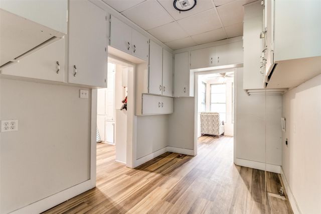 511 N Virginia St — Terrell Rev
