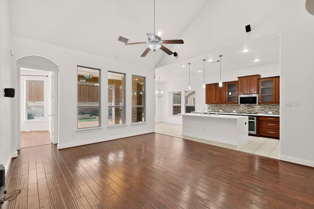 6819 Saint Francis Ct — Riverside