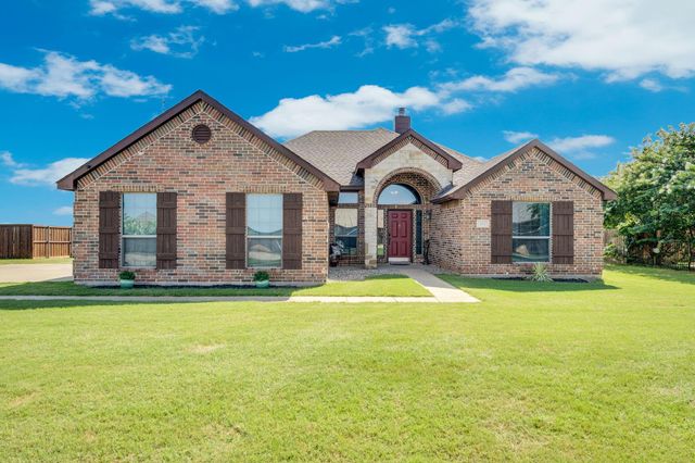 160 Berkshire Ln — North East Meadows