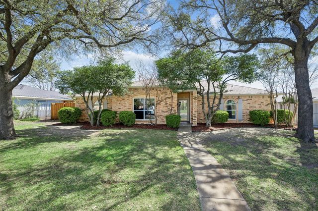 2716 Landershire Ln — Parker Road Estates West 2-W