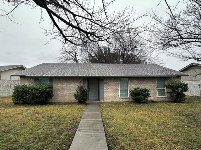 1017 Pleasant Valley Rd — Buckingham Village Estates