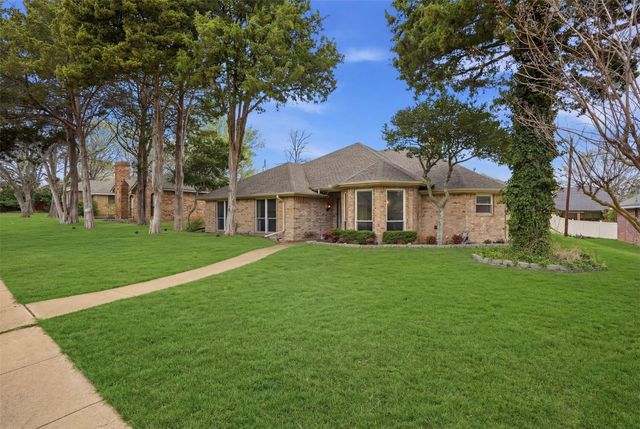 411 Whispering Hills Dr — Whispering Hills 04