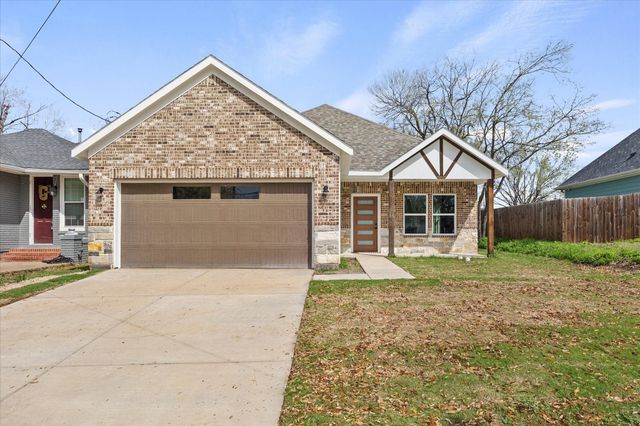 3508 Washington St — Orig Town Of Greenville