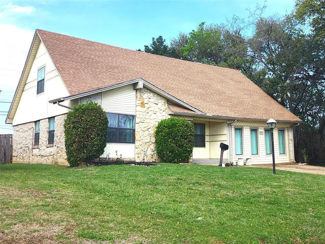4145 Astoria St — Northwest Park 06