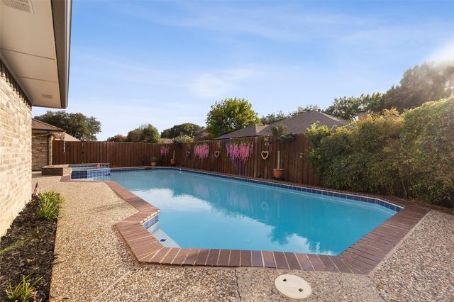 4005 Bullock Dr — Post Oak Estates, Blk F Lot 28
