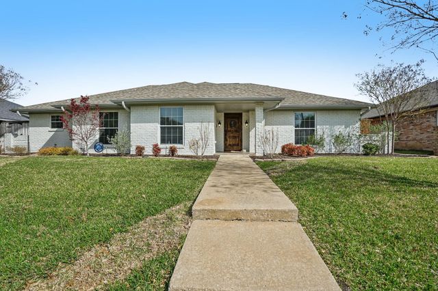 3625 Matterhorn Dr — High Place Ph Three