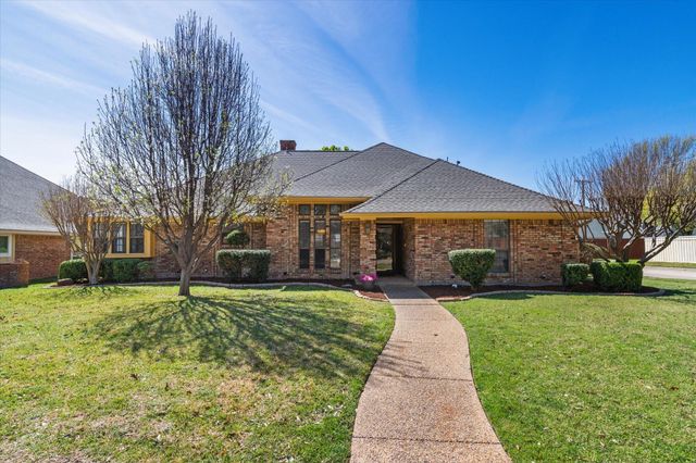 2232 Chadbourne Dr — Quail Creek Add
