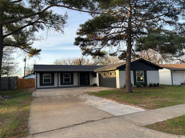 2510 Timberlake Dr — Country Club Estates