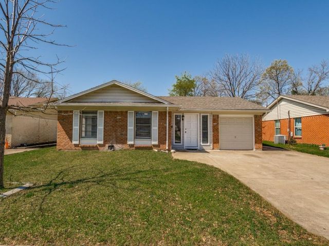 2905 Rilla Dr — Broadway Terrace 2 Add