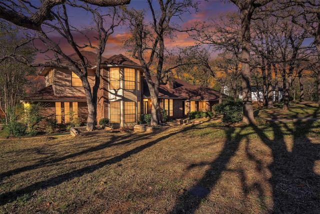 205 William Wallace Dr — Hilltop Estates