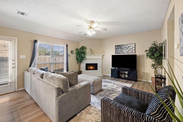 1418 Deville Cir — Seville Place