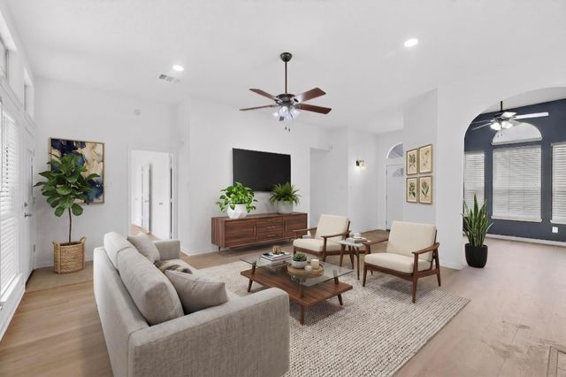 2522 Crosslands Dr — Villages Of Valley Creek 03
