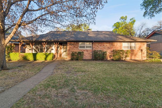 1626 Post Oak Dr — Storybrook Estates
