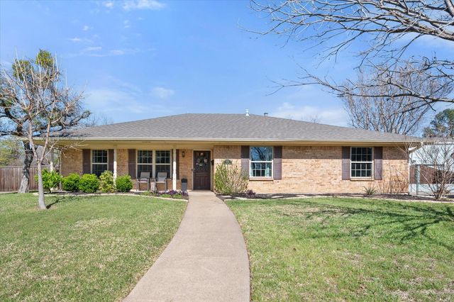 1415 Moss Rose Cir — Sleepy Hollow 02