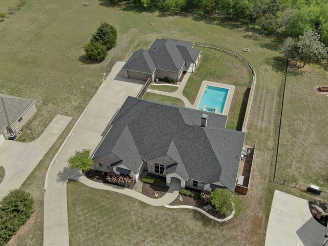 136 Sullivan Way — Maypearl Hidden Hills Rev