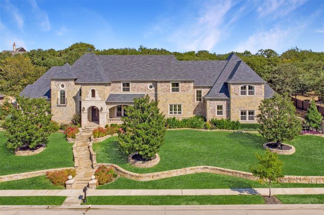 1613 Buckingham Dr — Manors At Waterford The