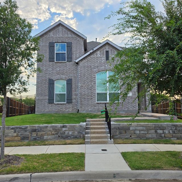 909 Carnation Dr — Karis Add
