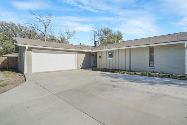 2900 Linden Lea — Forest Terrace