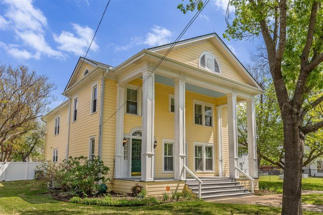1017 N Woods St — MCANAIR JB