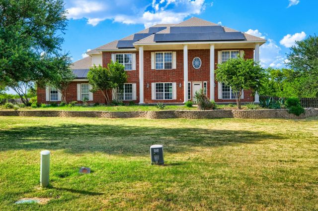 2508 Colt Ln — Rancho Vista Estates