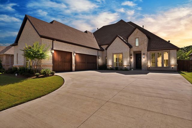 7217 Harris Pl — Harris Place