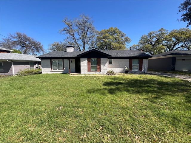 1306 Elby St — Meadowbrook Estates