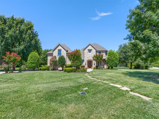1751 Silverleaf Ct — Highland Meadows
