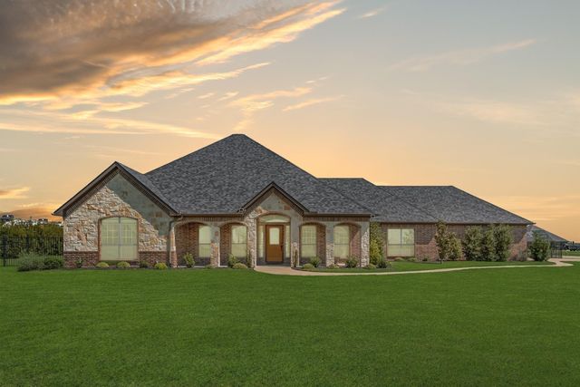 2921 Alamosa Dr — Winners Circle