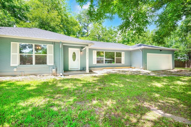 4004 4th St — Moulton Add