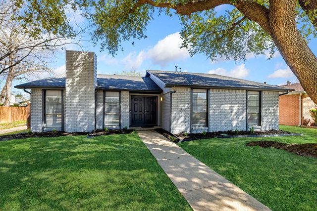 3429 Post Oak Rd — East Park Village 01
