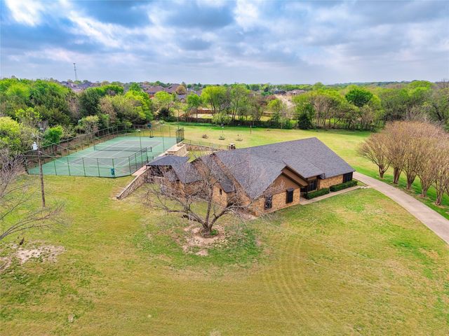 5840 Crystal Dr — Springbrook Estate