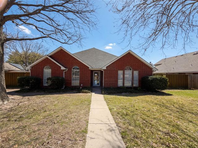 1711 Kennedy Dr — Presidential Estates