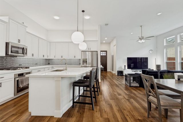 1505 Broadview Dr — Riverset Ph 2