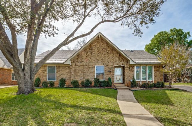 504 Chaffee Dr — Parkway North