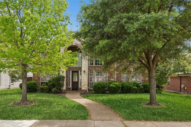 4524 Burnhill Dr — Preston Hollow Add