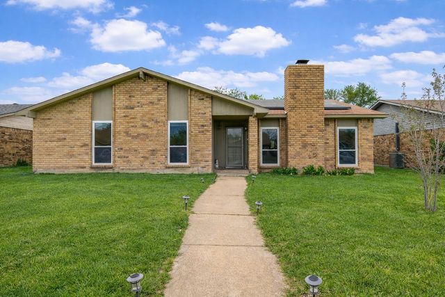 310 Willow Springs Ct — Willowood 02