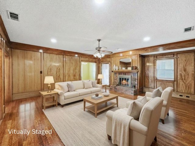 302 Apollo Rd — Glenbrook Meadows 08