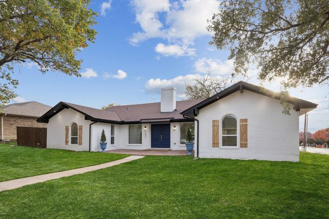 3401 Valley View Ln — Club Hill Estates