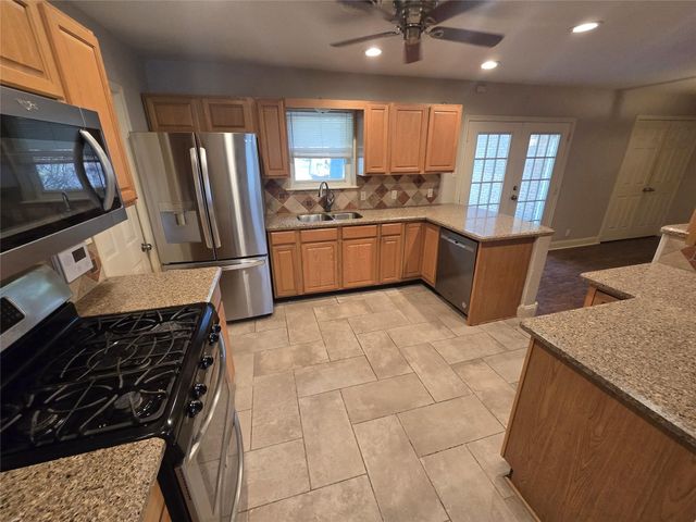 1144 Norwood Dr — Mason Park Add