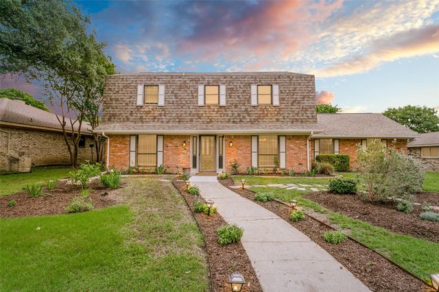 2416 Heather Hill Ln — Stone Creek