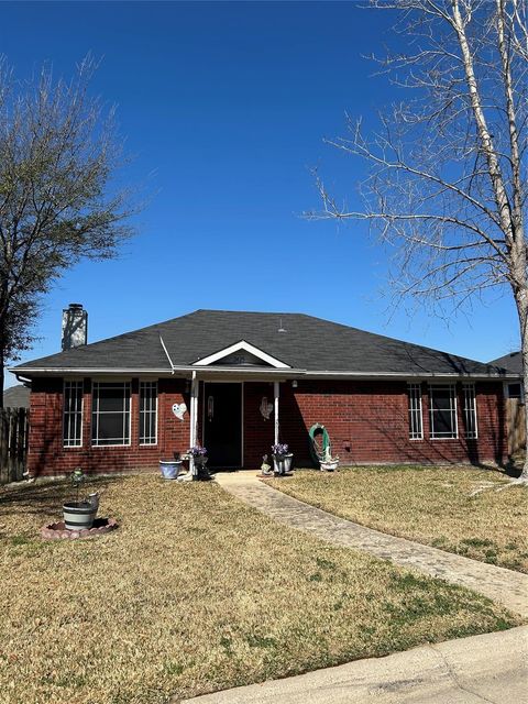 2425 Esquire Dr — Britton Place Add