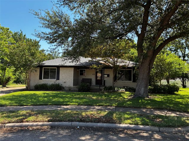 1116 Atlanta Cir — Southgate Estates