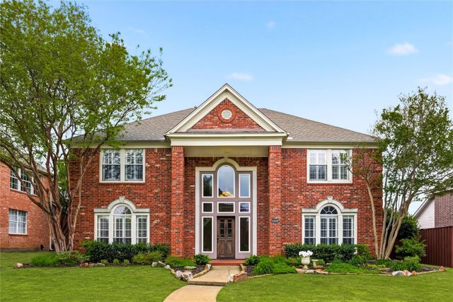 1112 Lakestream Dr — Creekbend Estates