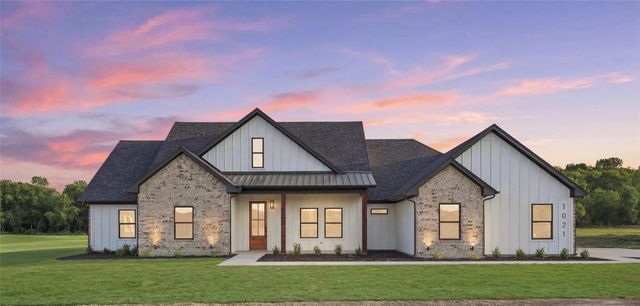 1021 Preserve St — The Preserve On Ash