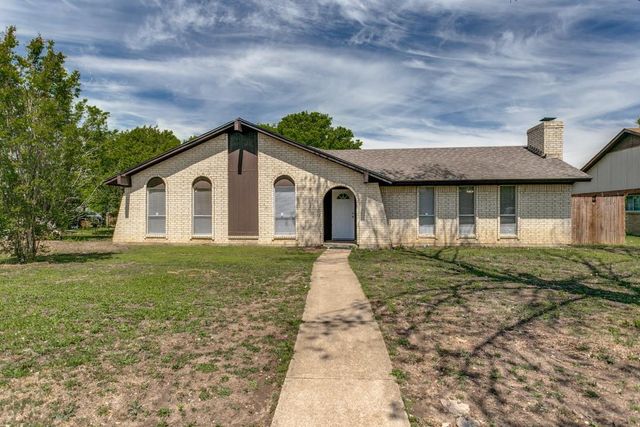 3203 E Park Blvd — Plano East Ph Two