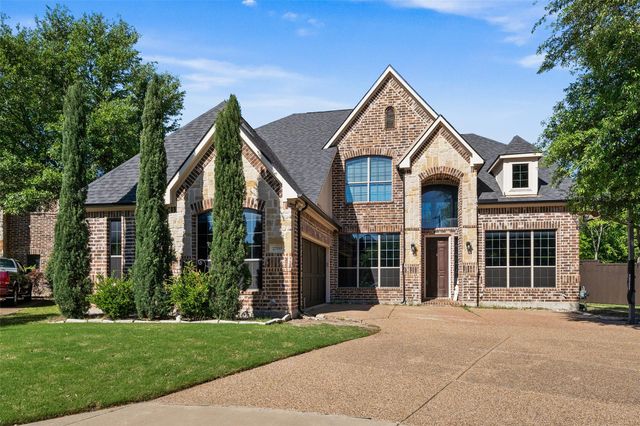 2709 Woodpark Dr — Oakridge On The Creek