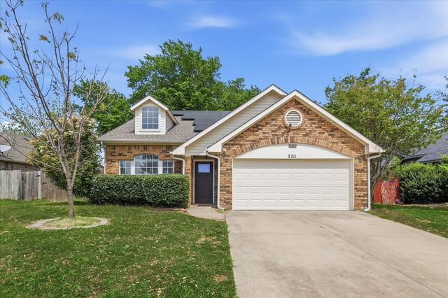 2211 Cromwell Dr — Webb-Britton Estates