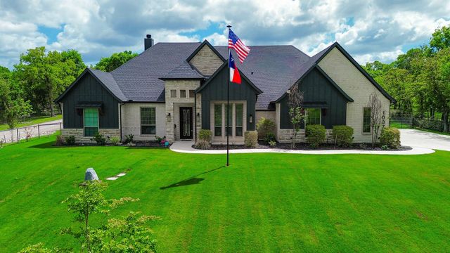 1007 Glenoaks Dr — Glenhollow Ranch Ph 1