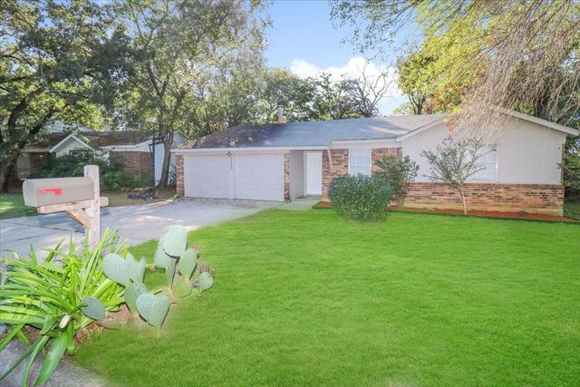 5706 Guildwood Dr — Tealwood Add